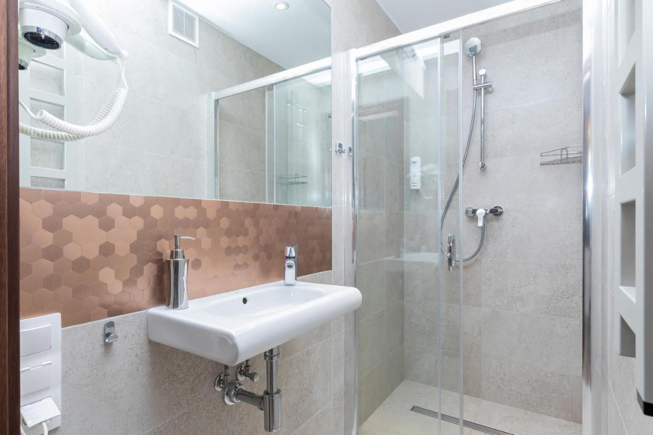 Apartamenty Krakowska นีคอร์เซ ภายนอก รูปภาพ